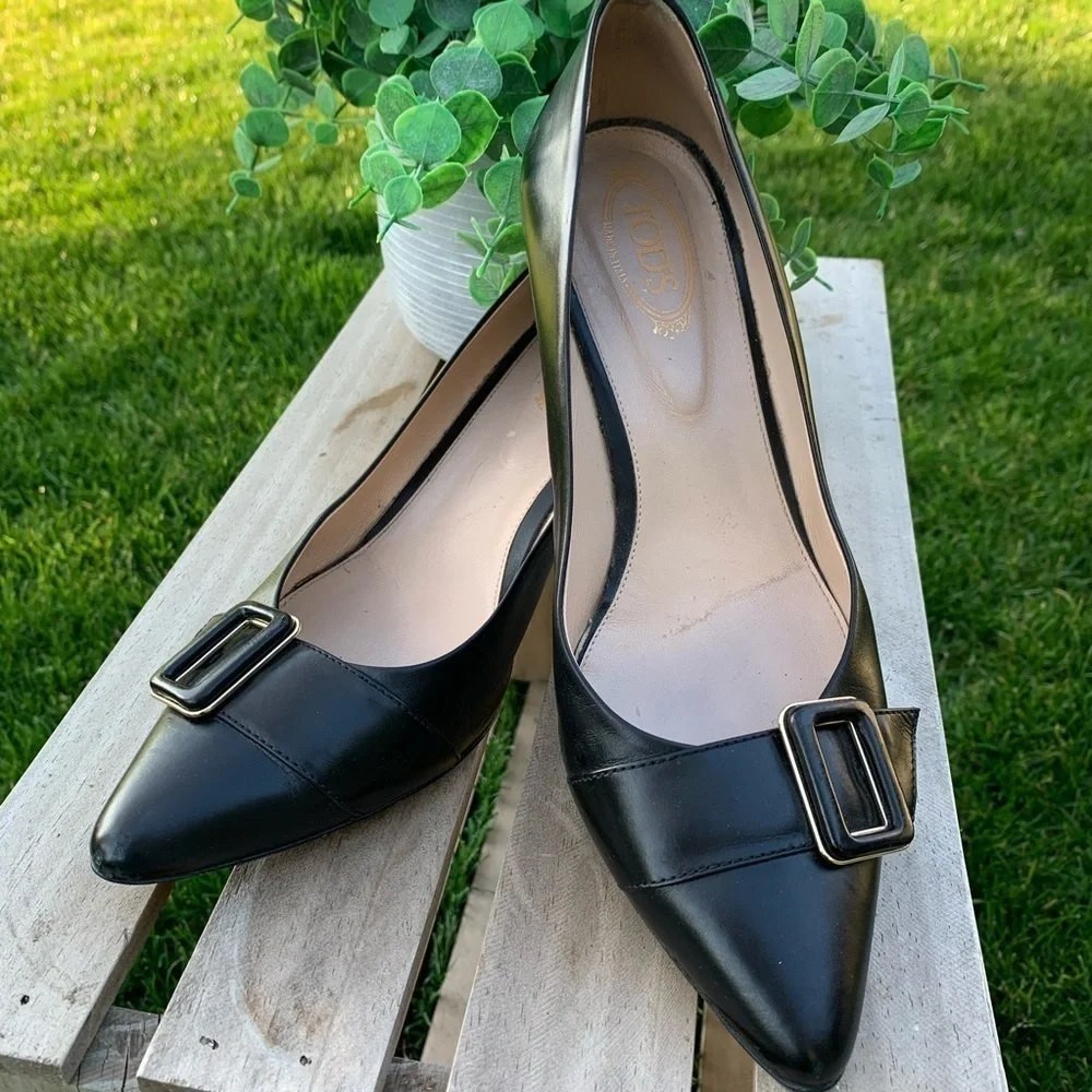 TOD’S Black Leather Shoes with Buckle | Size 38 EU / 7.5 - 8 US